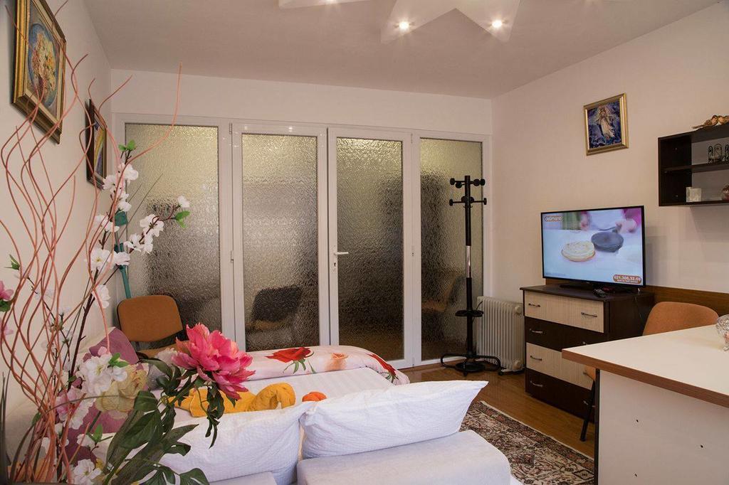 Belle Studio Apartment Galaţi Екстериор снимка
